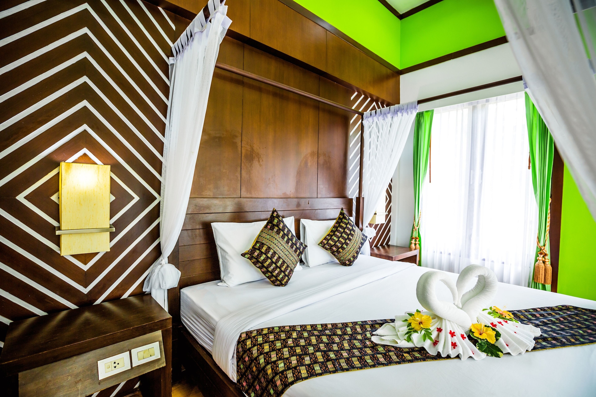 LUXURY, BUNGALOW, DOUBLE BED