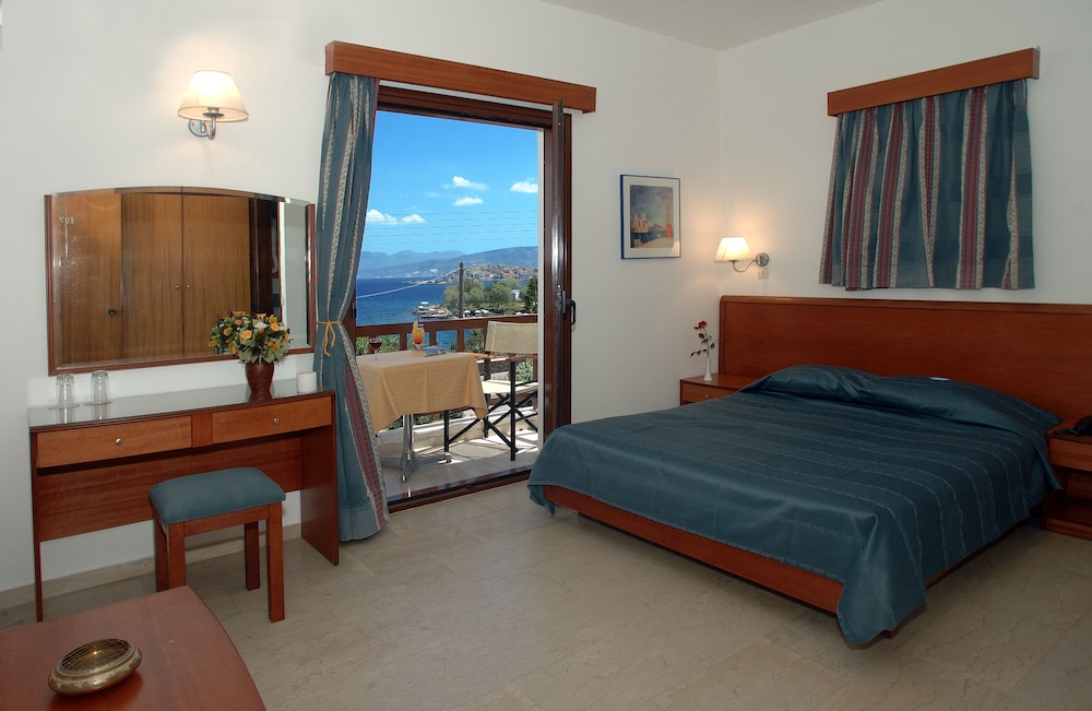 Lato Hotel 10/44