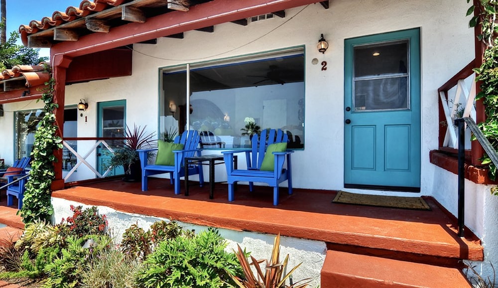 Beachcomber Inn 2/50