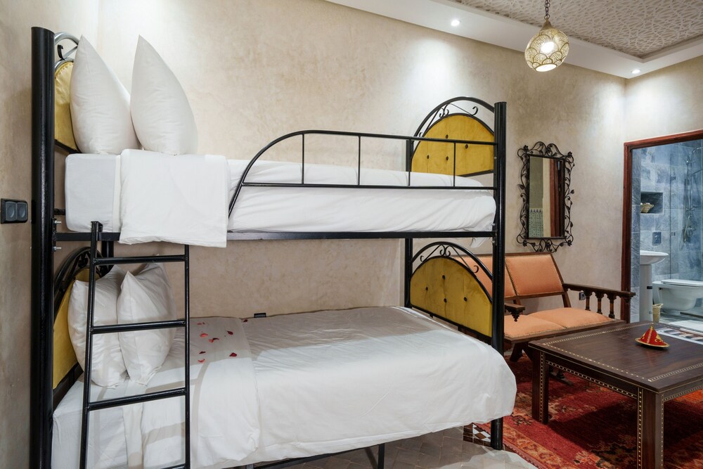 Riad Azalia 31/63
