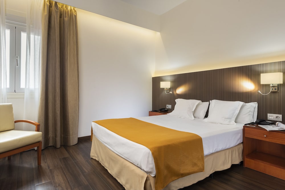 ROOM, DOUBLE BED, WITH EXTRA BED