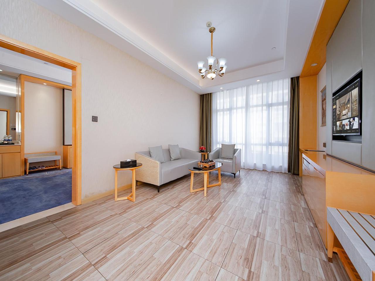 Vienna International Hotel (Jingzhou Xintiandi) 34/50