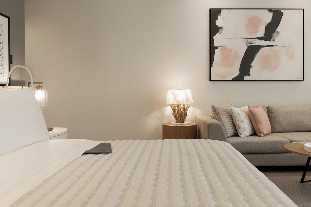 Royal, Tower, Double Bed