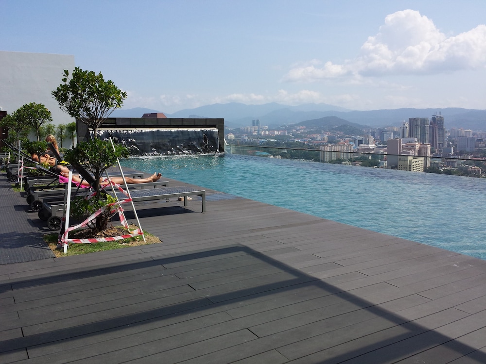 BEST KL CITY VIEW AT REGALIA RESIDENCE 41/50