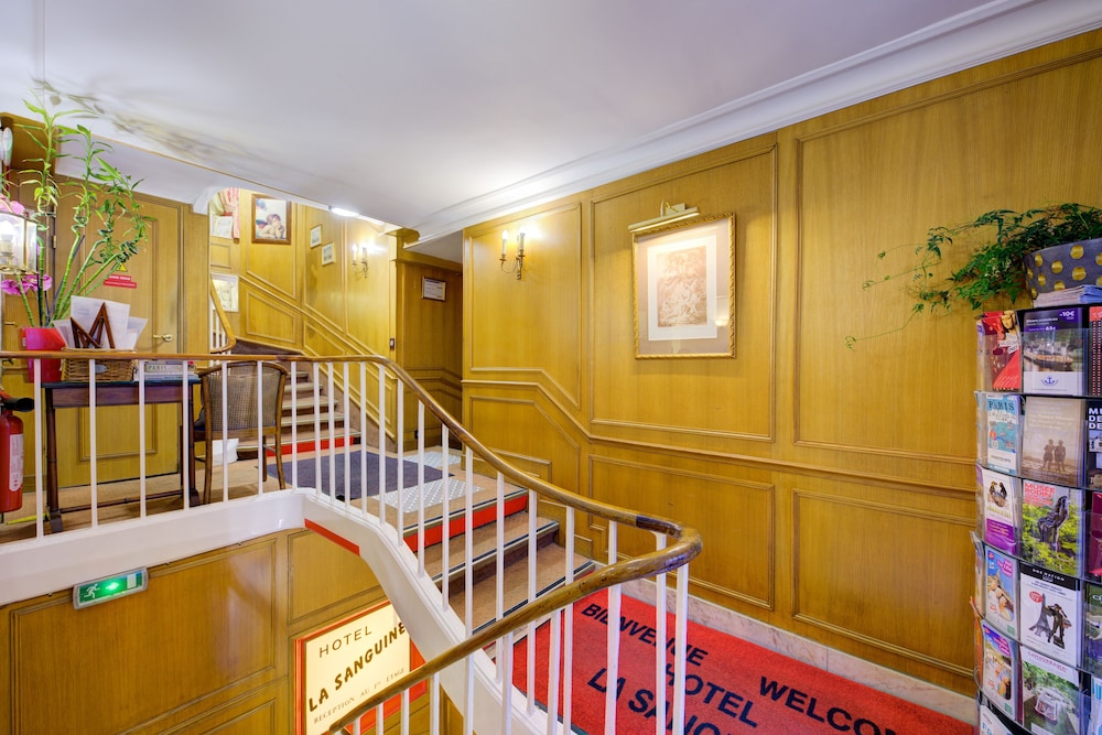 Hôtel La Sanguine 53/62