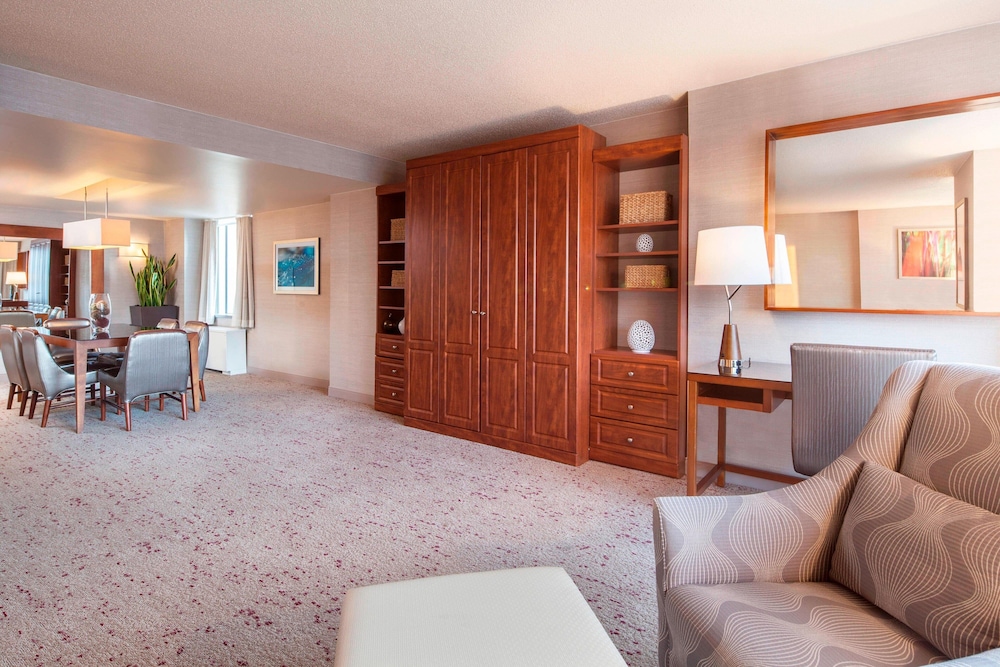 Westin Arlington Gateway 38/66
