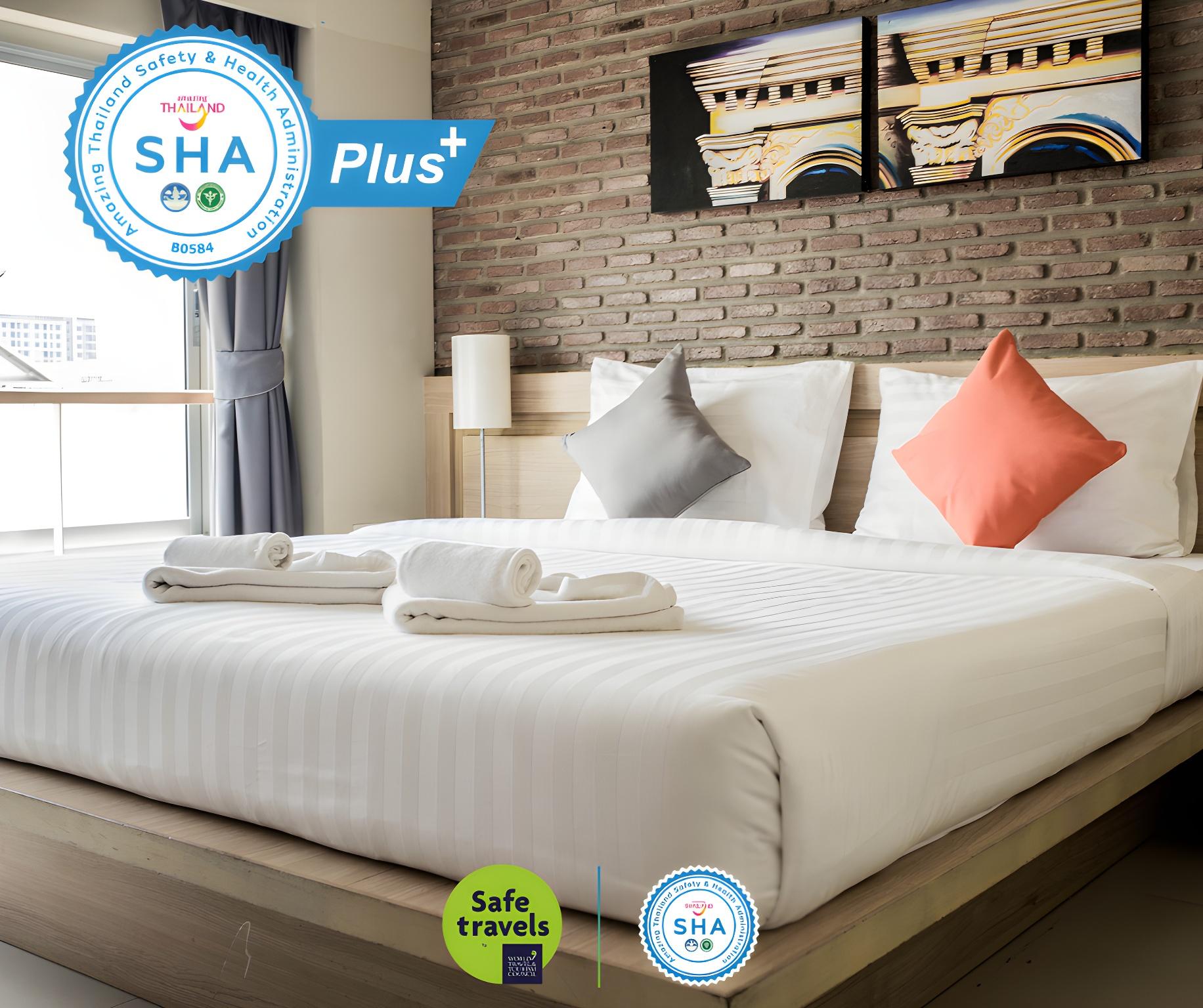 JUNIOR, DELUXE, DOUBLE BED