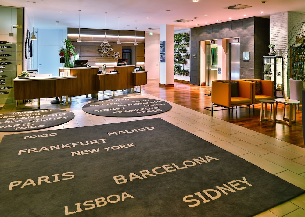 Hotel Frankfurt Messe Affiliated By Melia 68/73