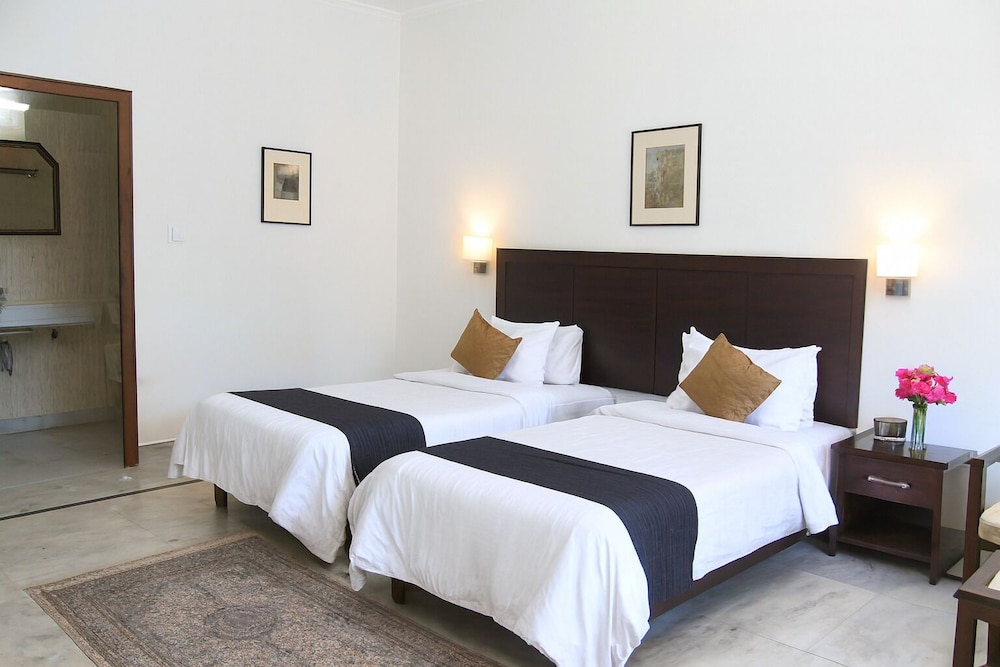 Hotel Harmony 15/50