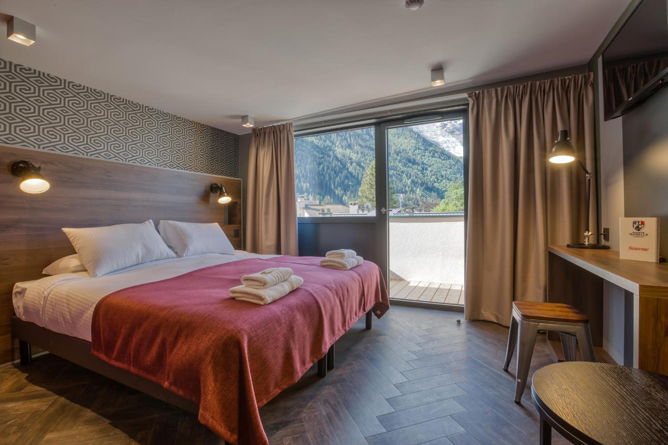 Summit, Superior, Double or Twin Bed, Mountain View, Balcony