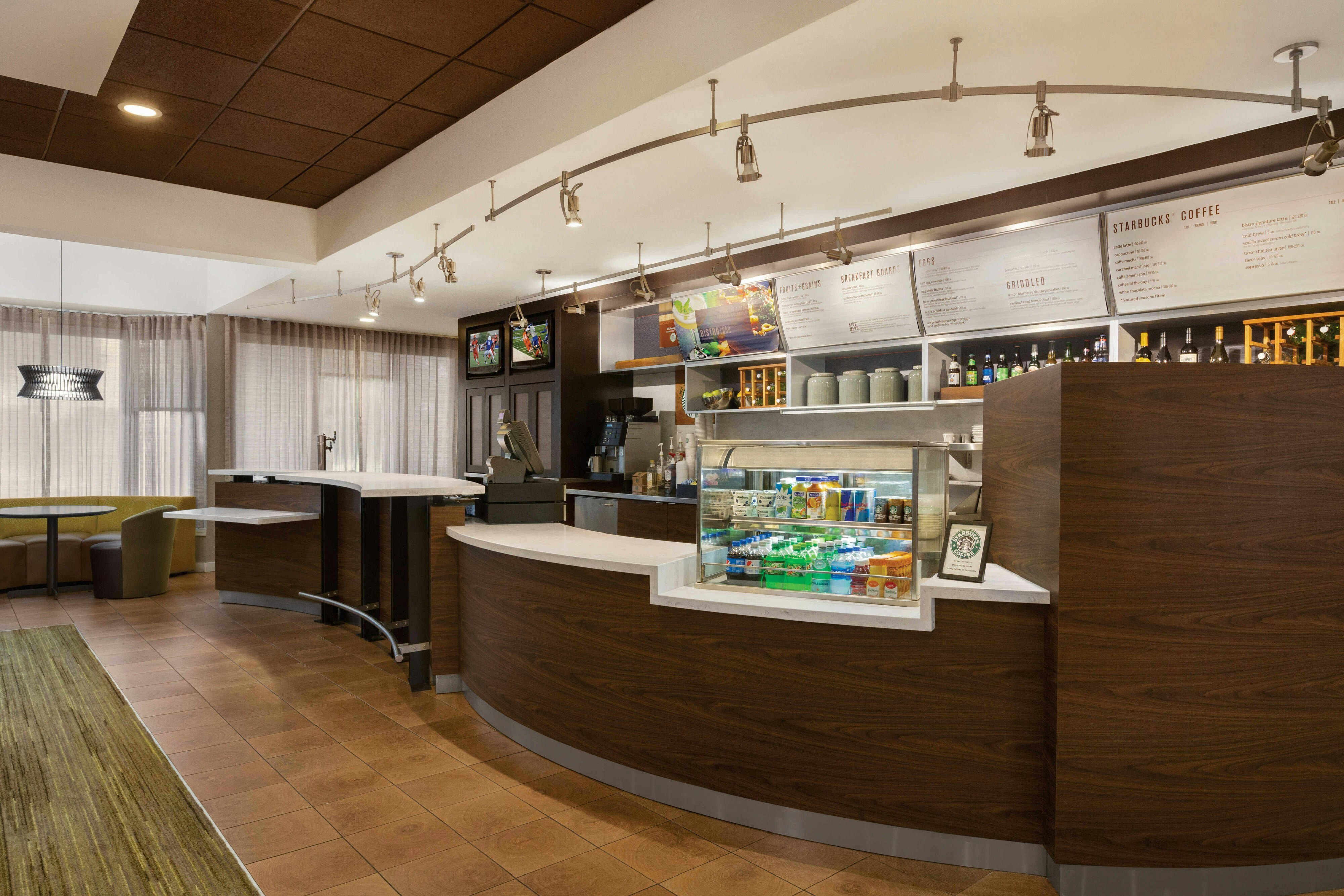 Courtyard by Marriott Fort Myers Cape Coral 3/23