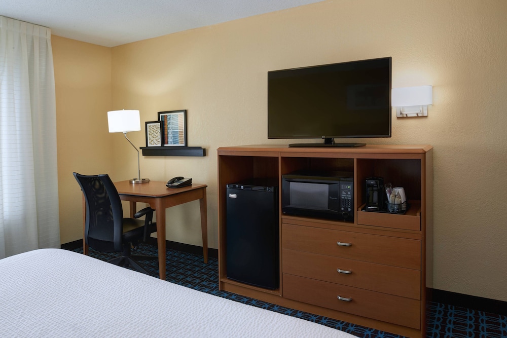 Fairfield Inn by Marriott Richmond 7/13