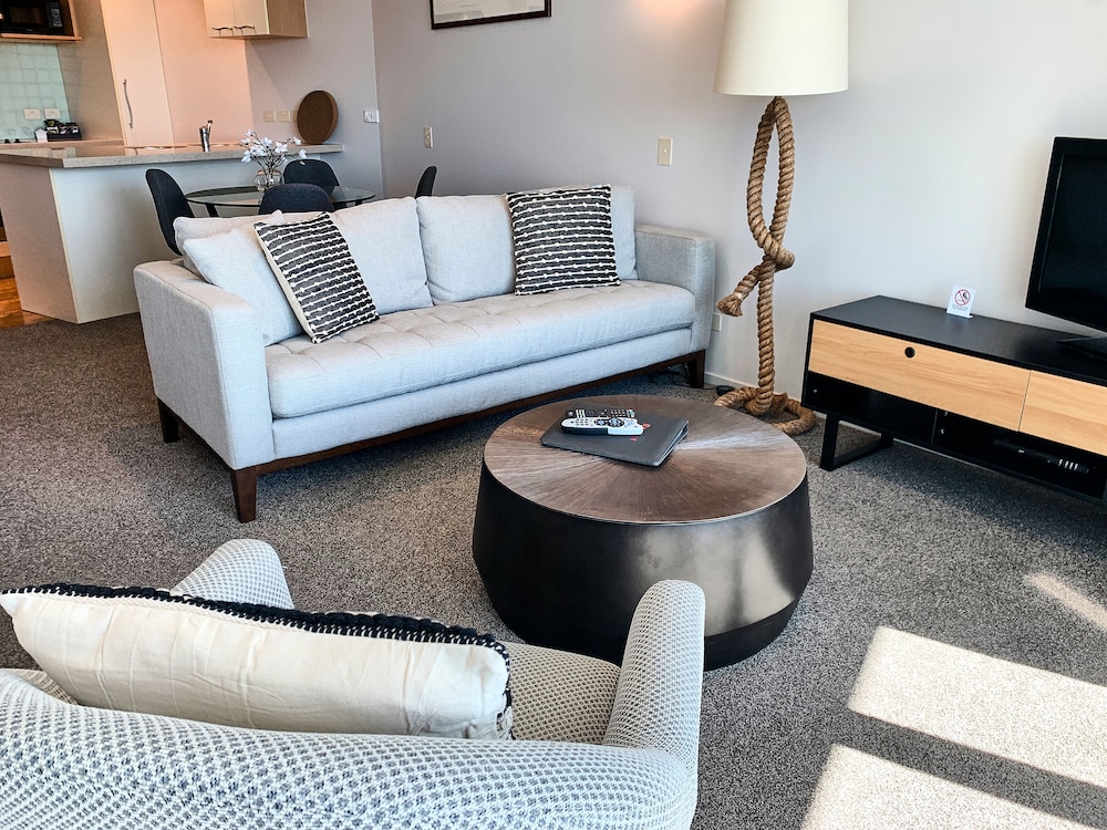 Marsden Suites Nautilus Orewa 48/59