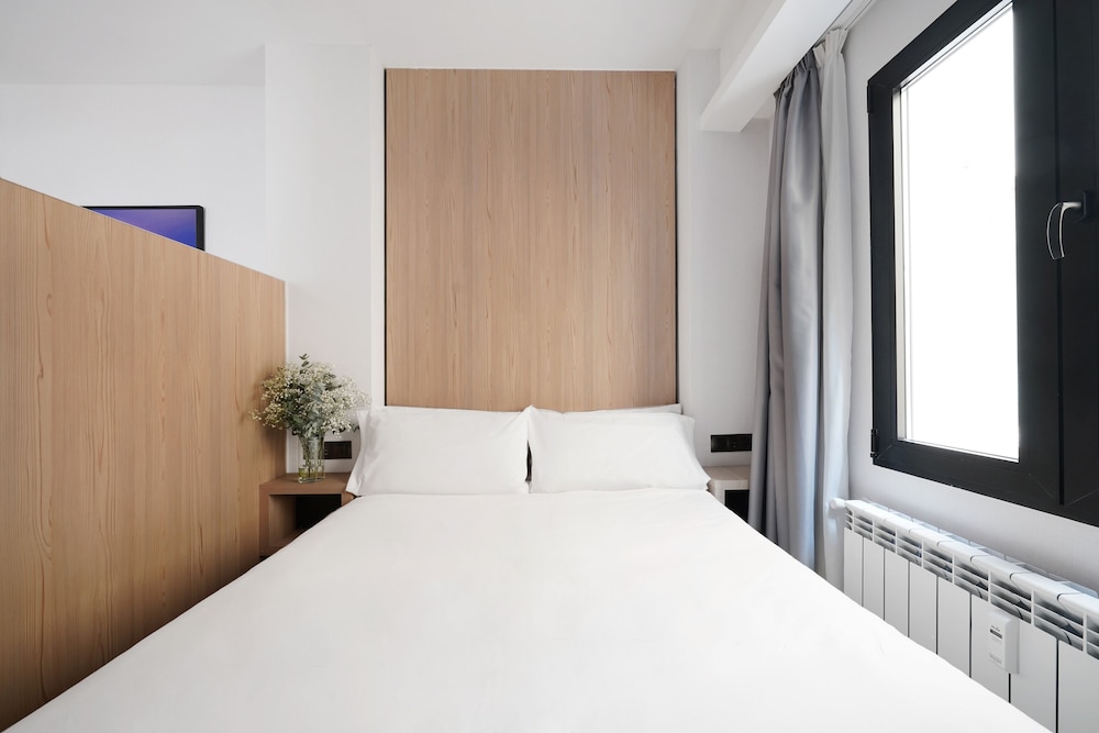 Numa Goya Rooms and Apartments 14/47
