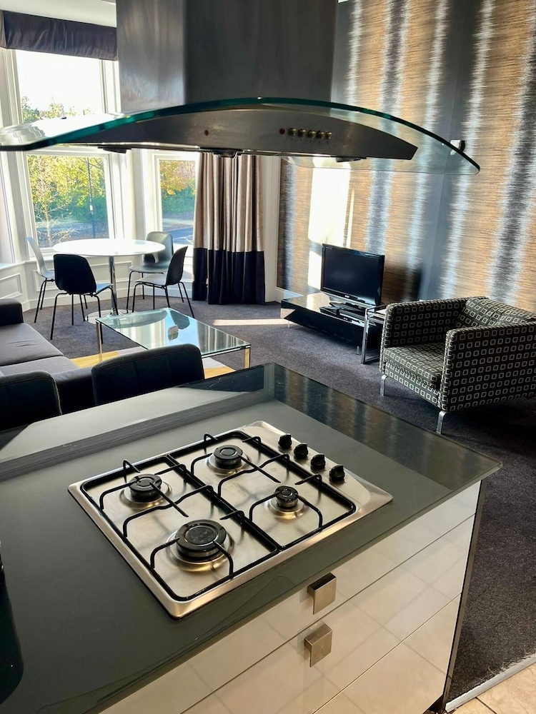 Kensington House Aparthotel by Warren Collection 51/59