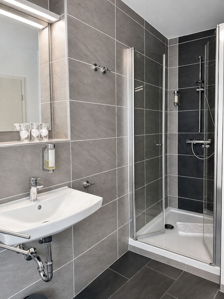 Hotel Select Suites & Aparts 48/50