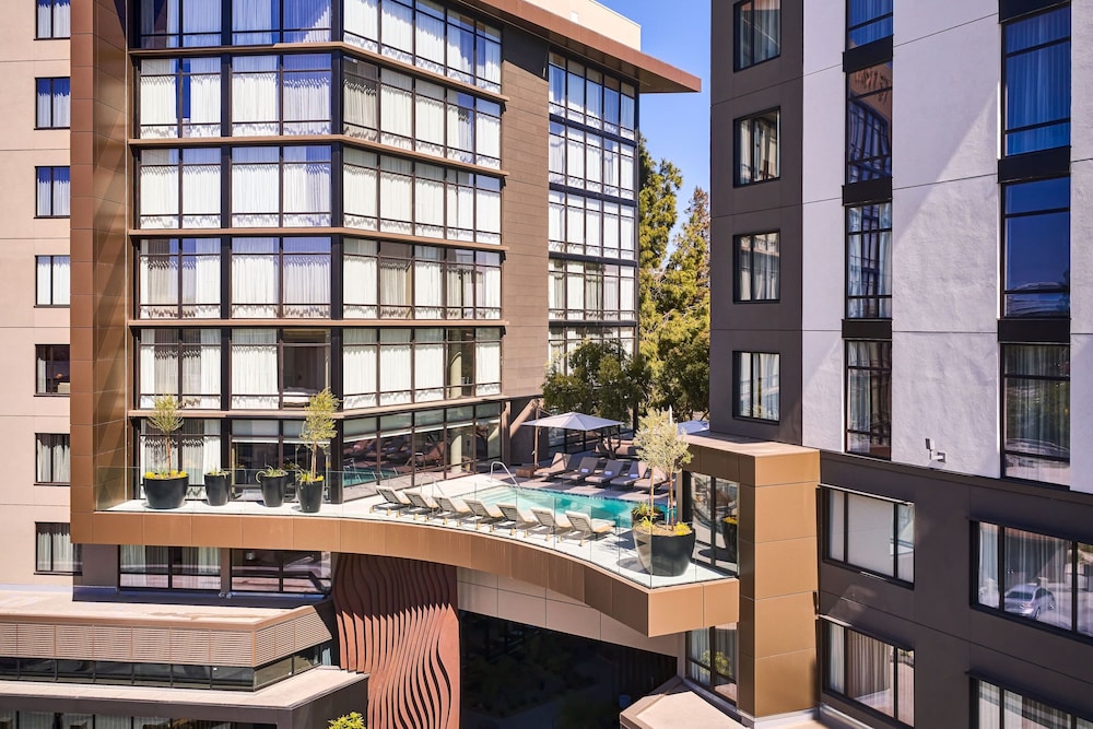 AC Hotel by Marriott Sunnyvale Moffett Park 46/48