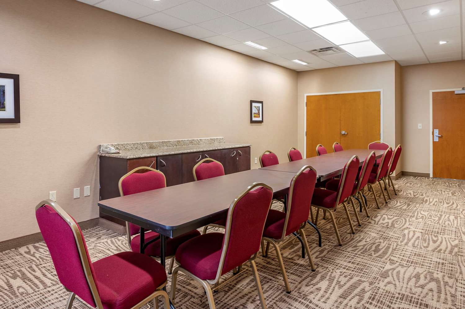 Comfort Inn Louisville Southwest 29/34
