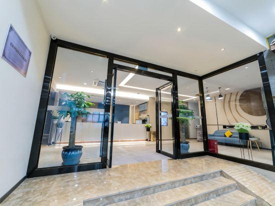 Home Inn (Fuzhou Gushan Walmart) 3/34