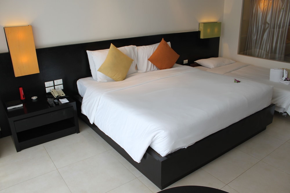 Apsara Beachfront Resort and Villa 57/126