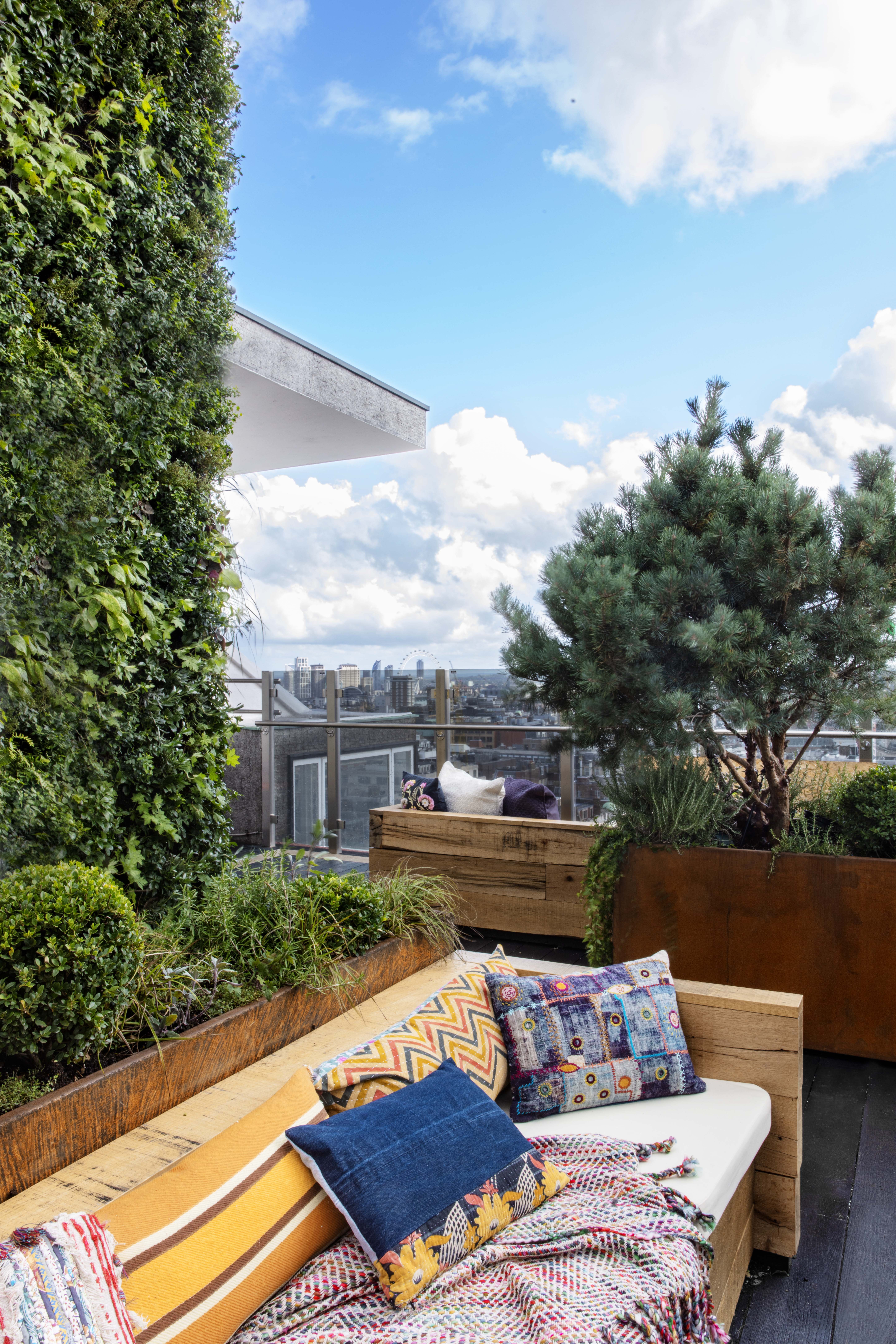 Treehouse Hotel London 6/18