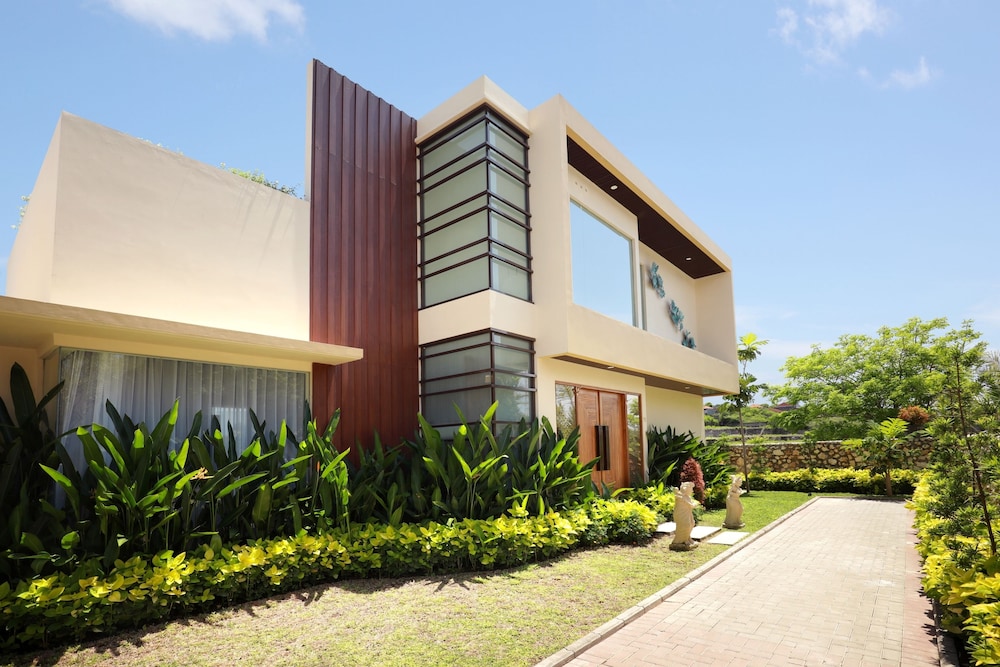 The Miracle Nusa Dua 45/50