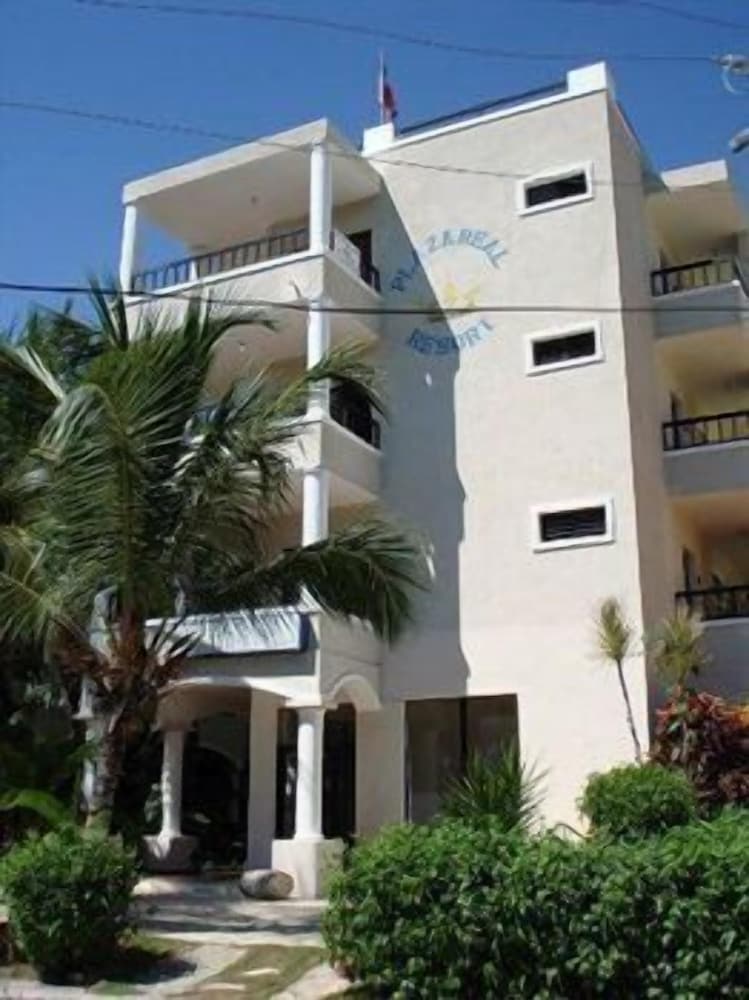 Plaza Real Resort 2/50