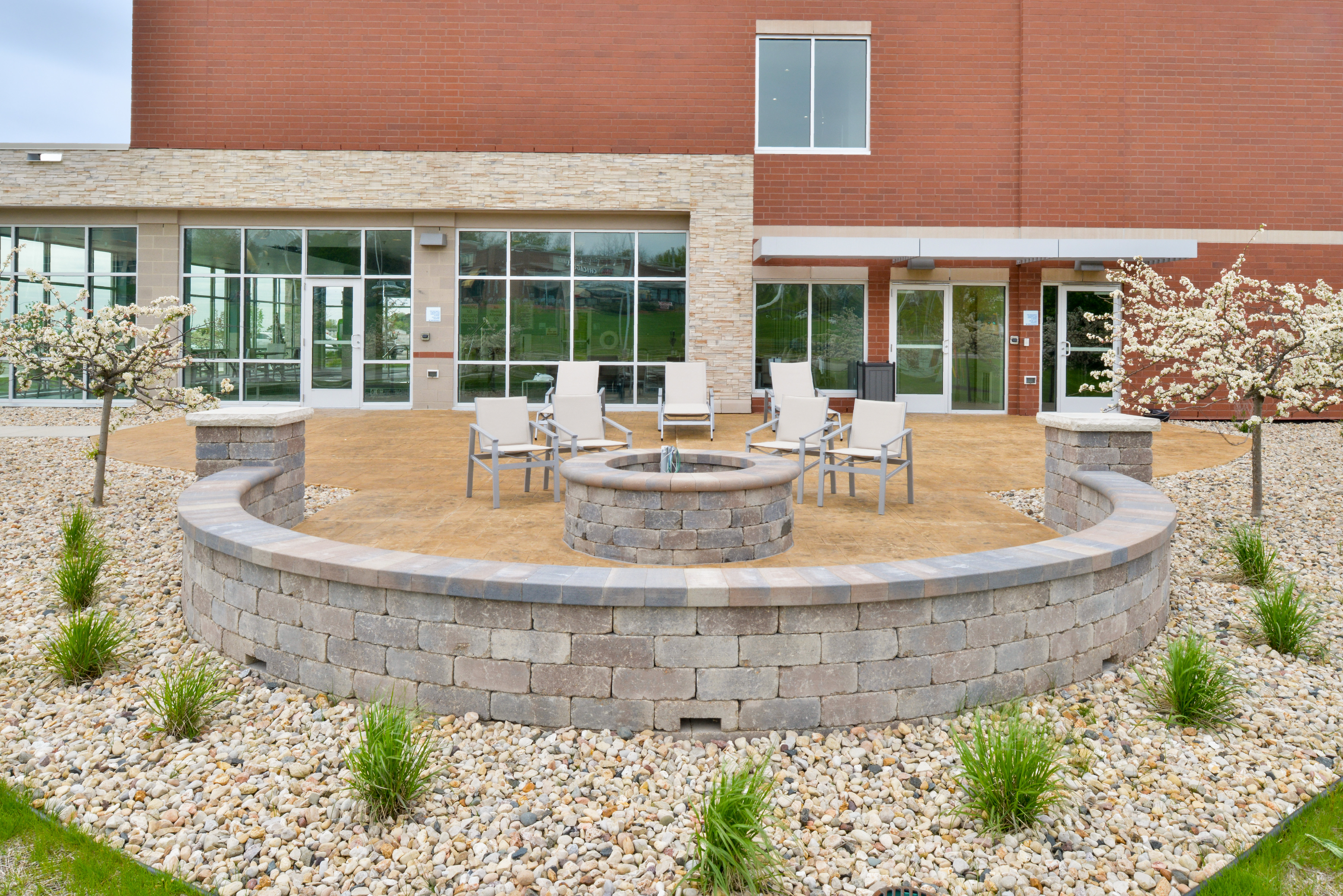 Holiday Inn Express And Suites Madison 65/65