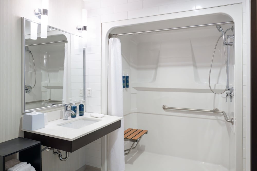 Four Points by Sheraton Edmonton International Airport 55/55