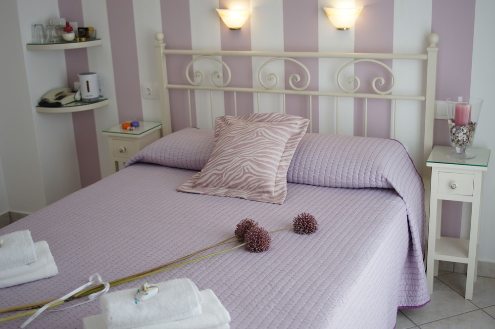 Hotel Cyclades 28/61
