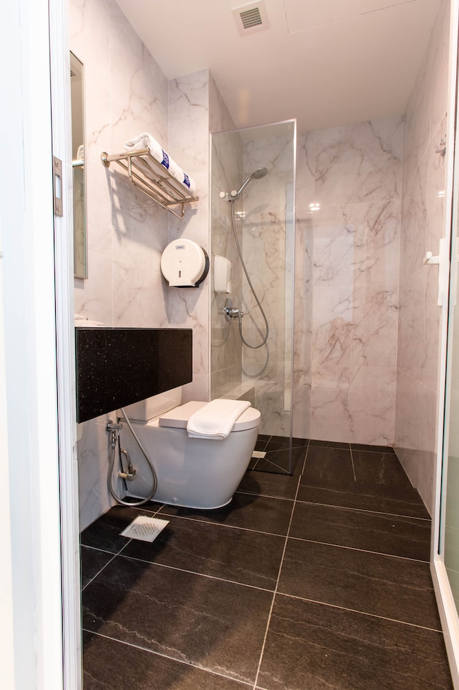 Ibis budget Singapore Gold 42/45