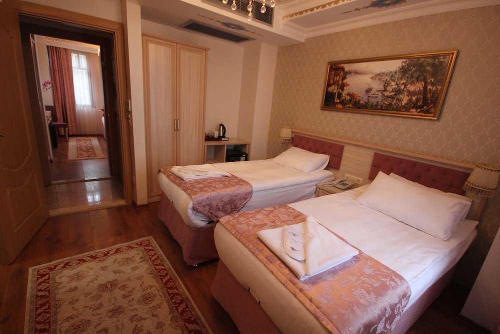 Sultans Royal Hotel 14/50