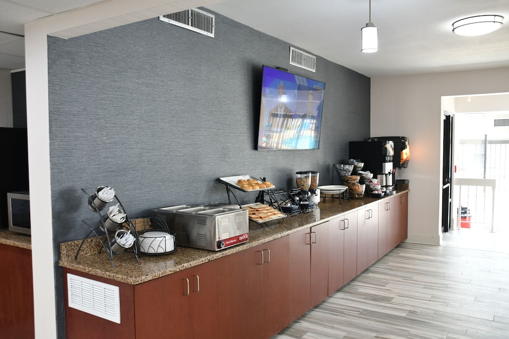 Baymont By Wyndham Macon I-75 23/27