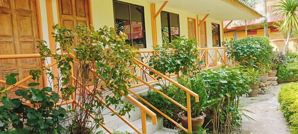 Aochalong Villa Resort & Spa 71/75