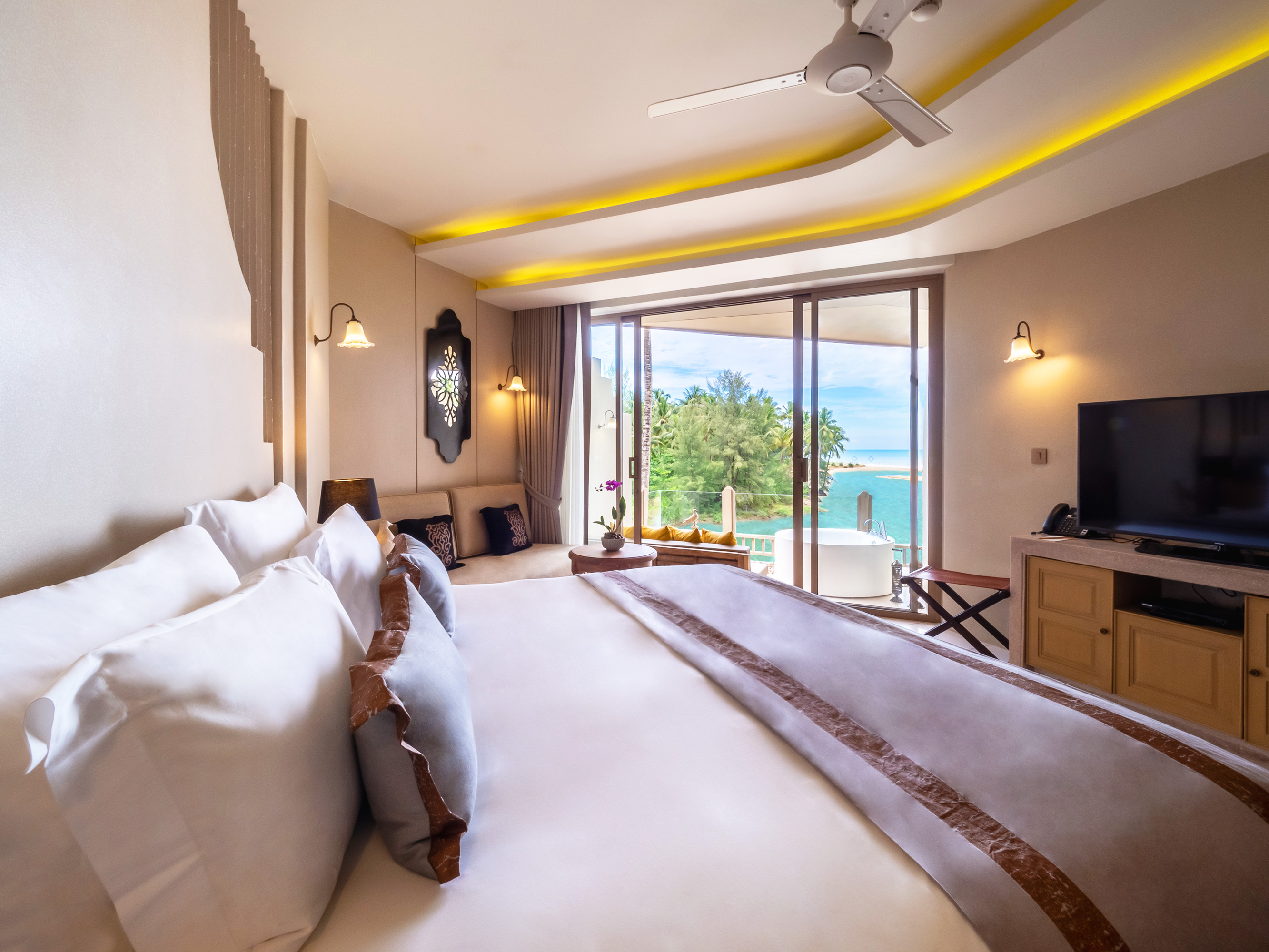 Junior Suite, Sea Side, Hot Tub