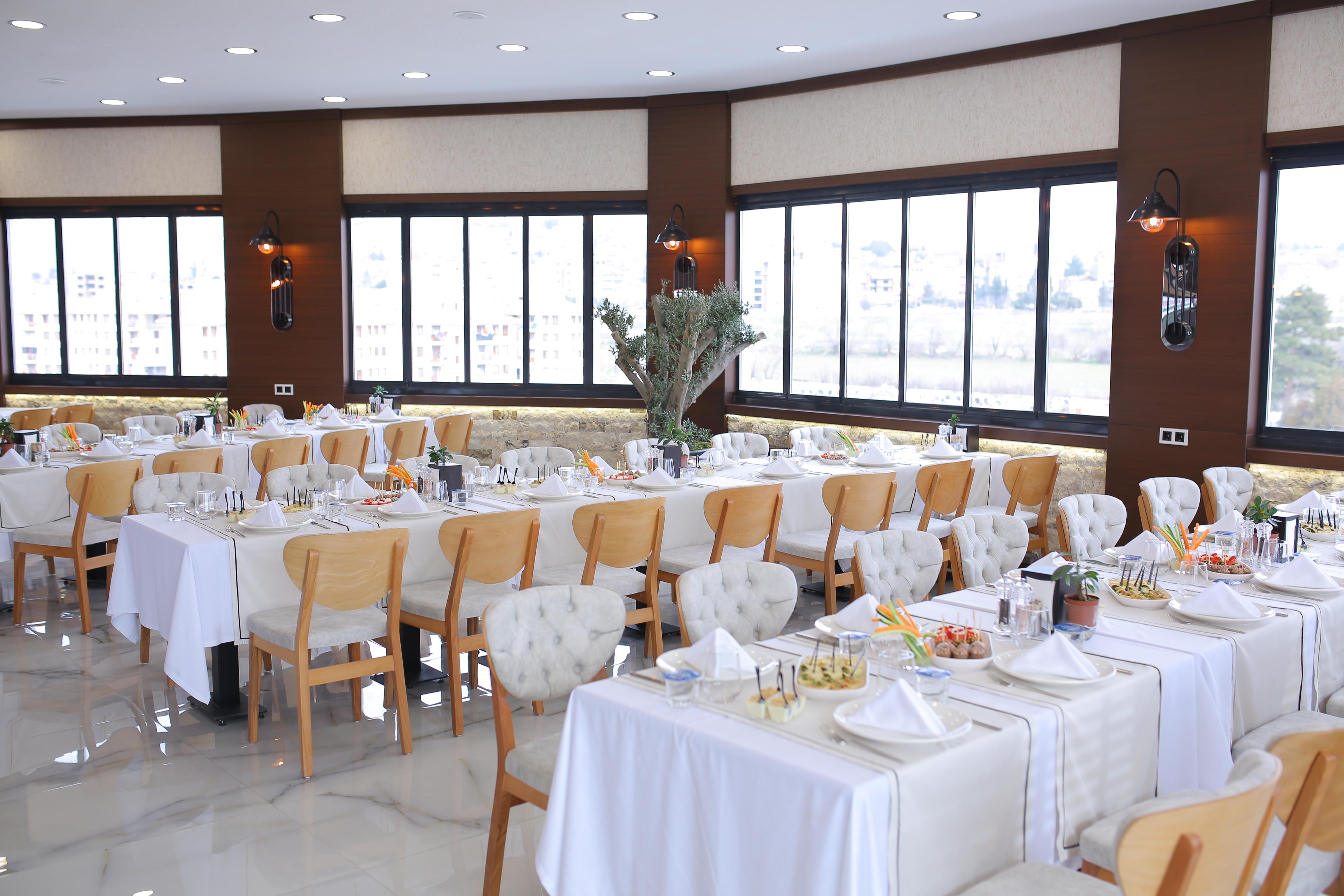 Kahra Hotel 17/19