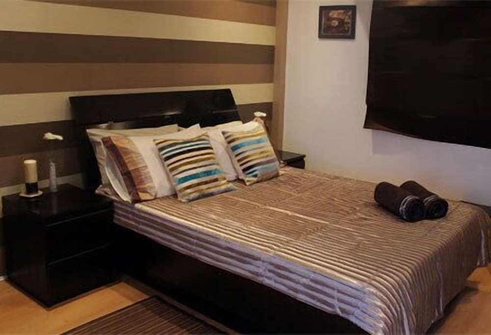 2 BEDROOMS, LOFT, STUDIO