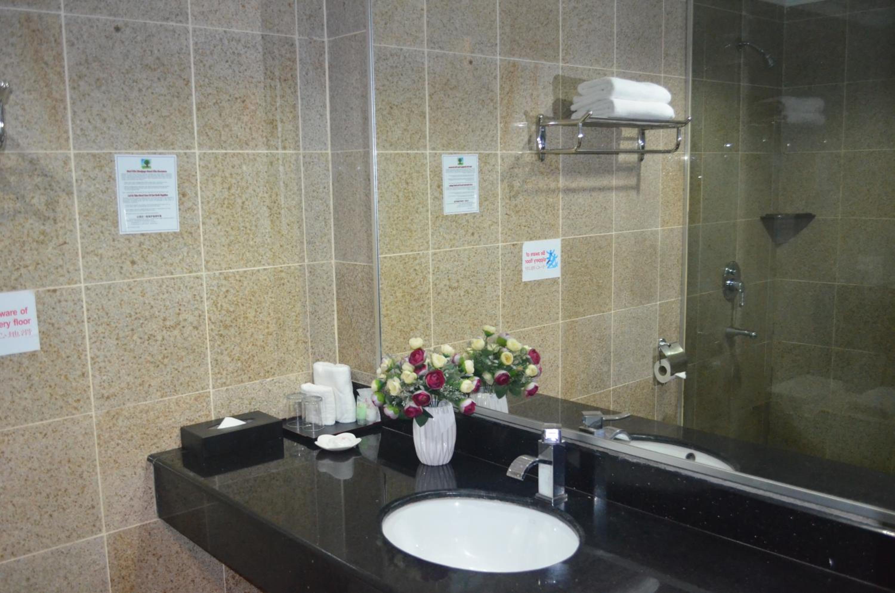 Td Plaza Hotel 50/50