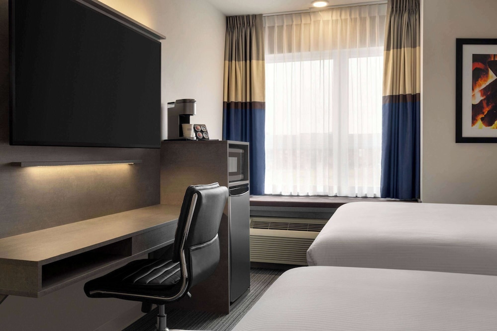 Microtel Inn & Suites by Wyndham Boisbriand 29/35