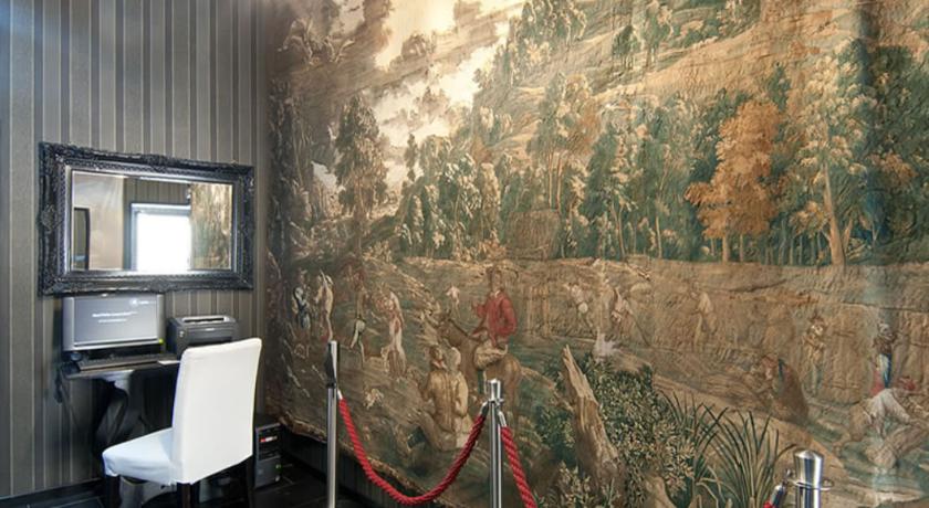 ROYAL PALACE LUXURY 13/17