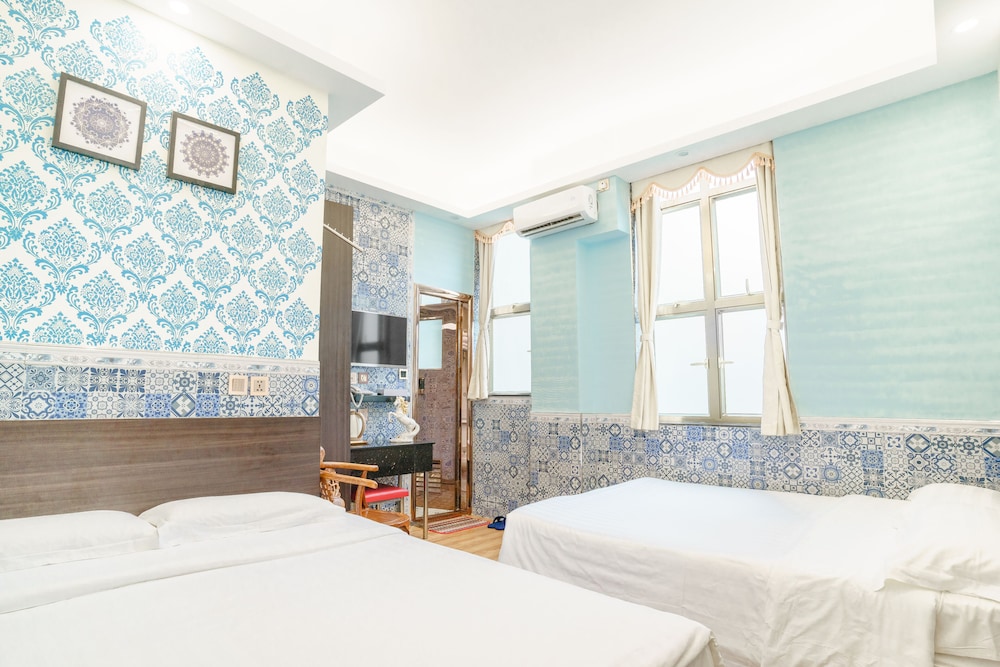 Hou Kong Hotel 15/28