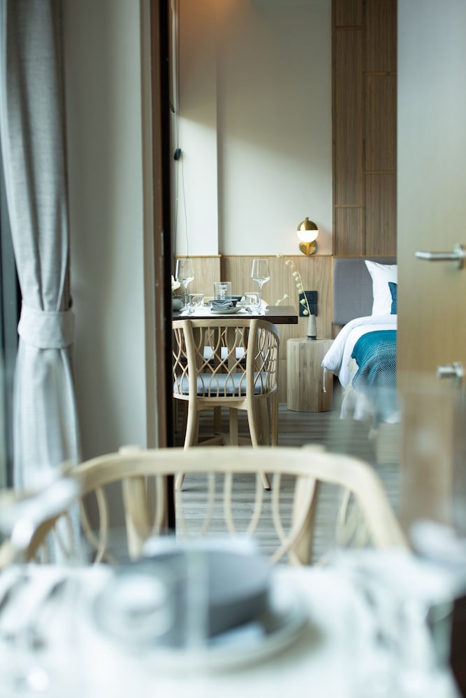 SHAN Villas Sukhumvit 32/70