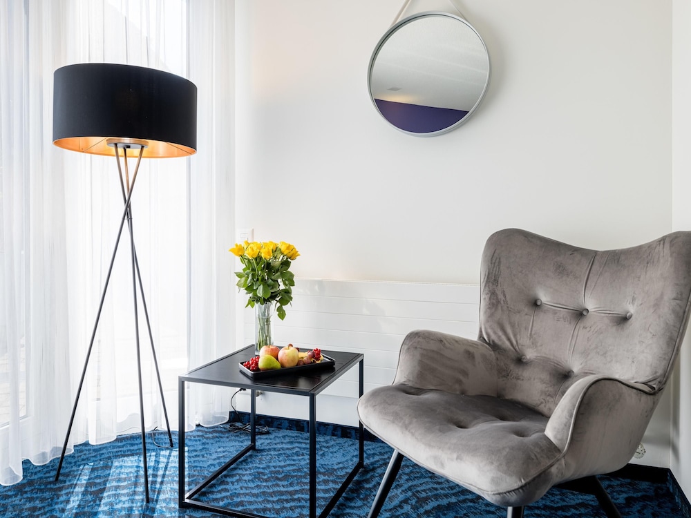 Mercure Lenzburg Krone 43/74
