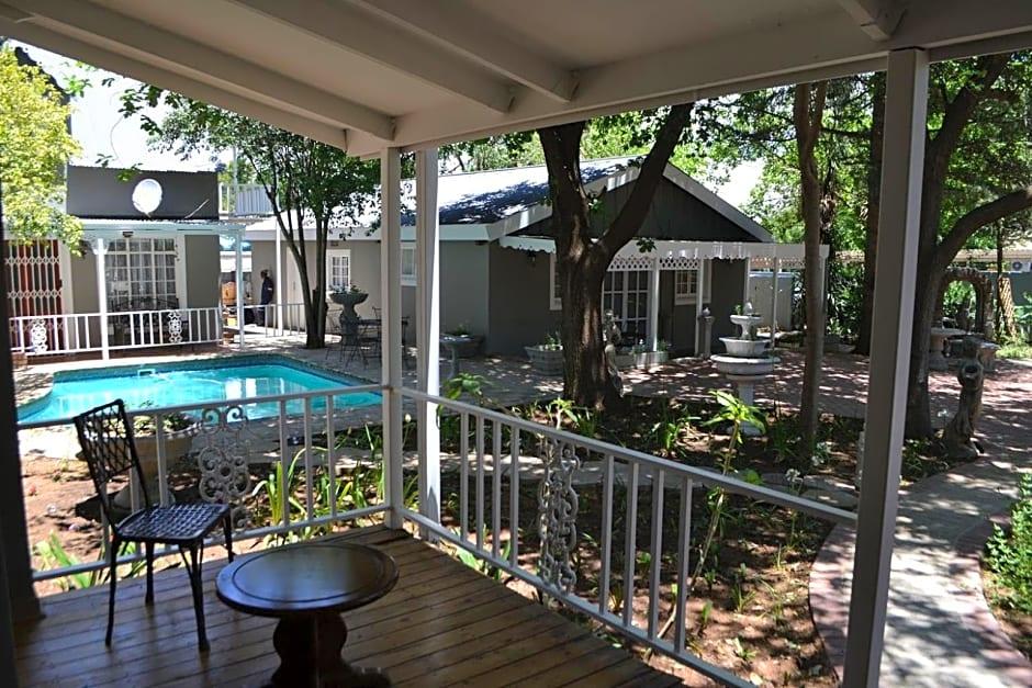 Hobbit Boutique Hotel 22/32