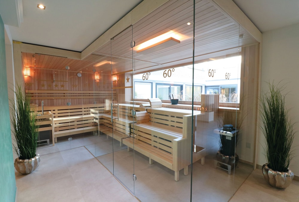 Salinenparc Design Budget Hotel 24/50