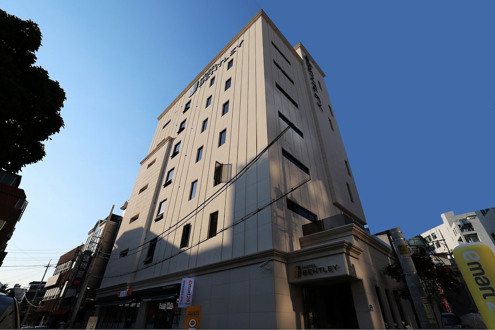 Hotel Bentley 4/57