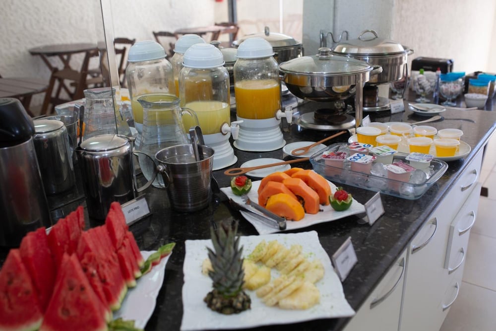 Havana Express Hotel 23/28