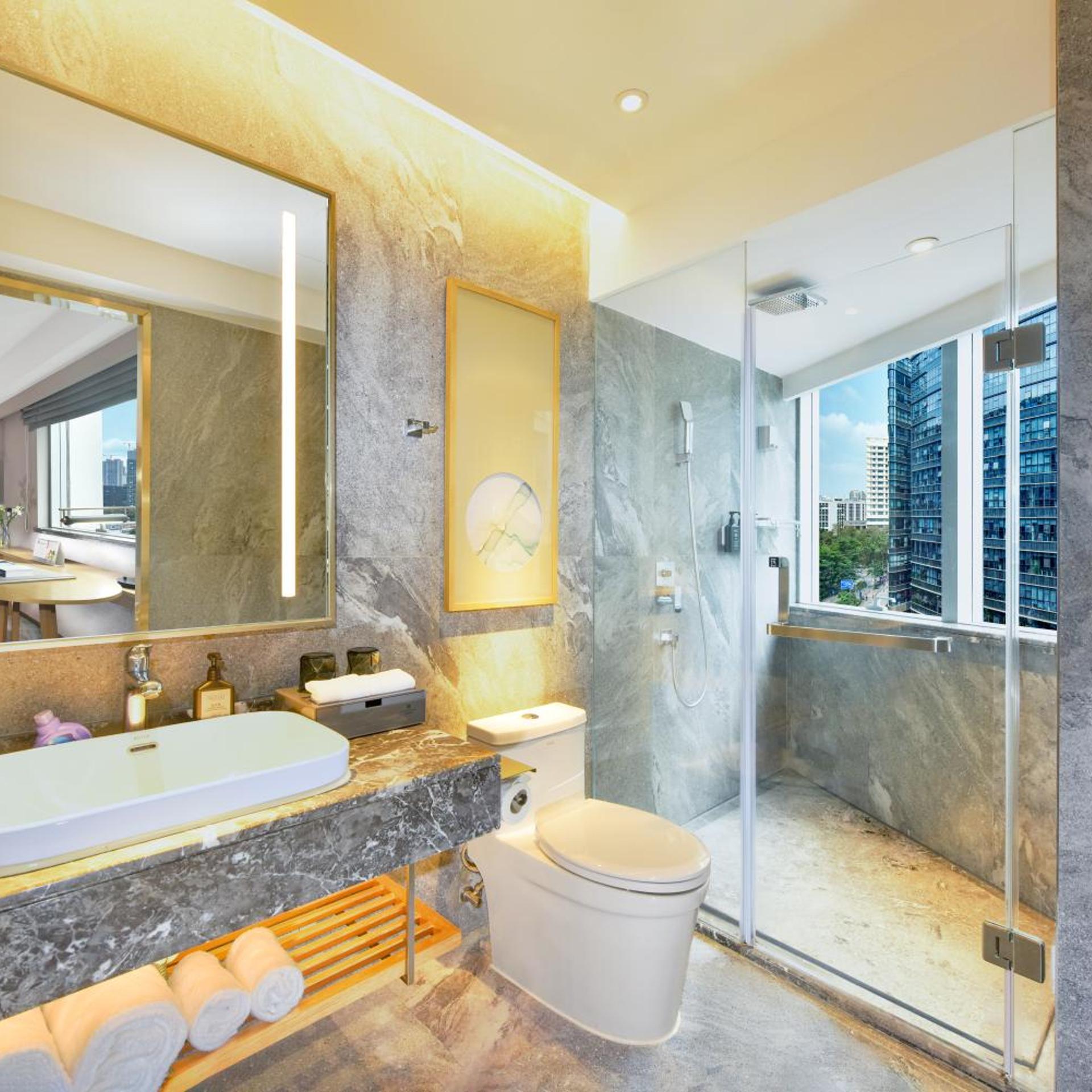 غرفة قياسية بسرير كينج، Royce Hotel Shenzhen 4/4