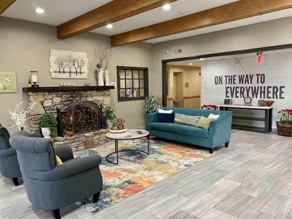 Quality Inn & Suites Hendersonville Flat Rock 22/29