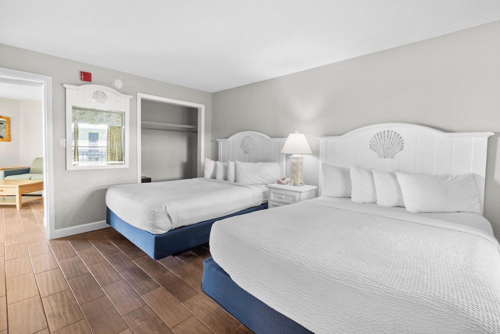 SUITE, OCEAN VIEW